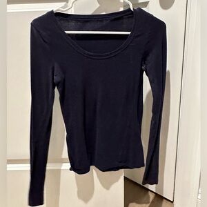 Small long sleeve tee shirt